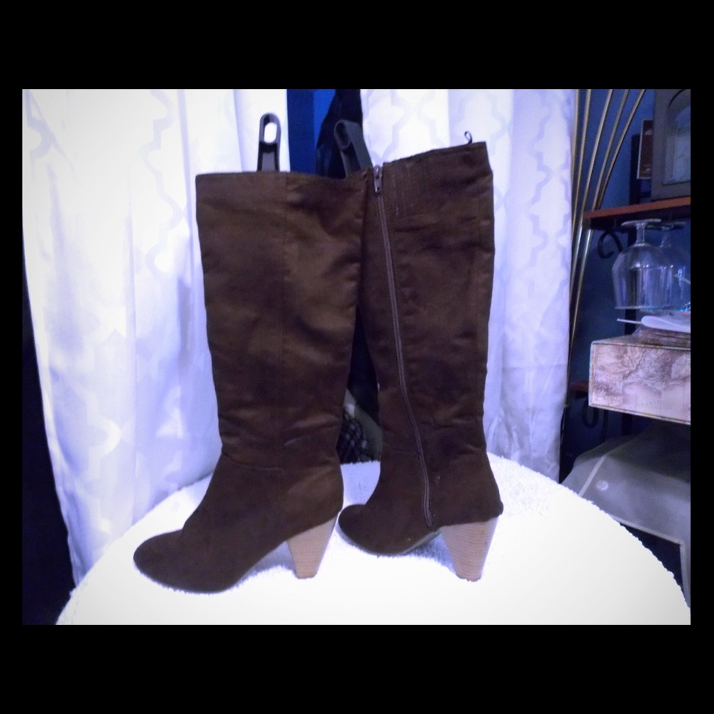 Knee high boot